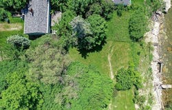 38435 N Beachview Road, Willoughby, OH 44094