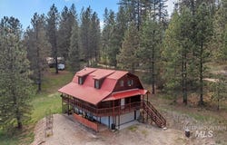 15 Crossbow Road, Garden Valley, ID 83622