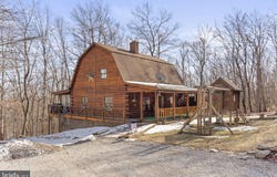 46 WOODVIEW ROAD, BIGLERVILLE, PA 17307