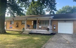 1822 Adams Street, Coshocton, OH 43812