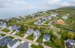7229 Lakeview Avenue, South Haven, MI 49090