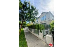 133 S Crescent Dr, Beverly Hills, CA 90212