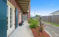 104 DUCAYET Drive, Destrehan, LA 70047