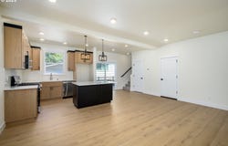 3233 PROVINCE CT, Newberg, OR 97132