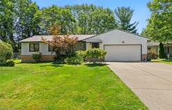 64 Oviatt Drive, Northfield Center, OH 44067