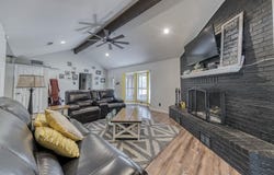 106 Guinevere Court, Weatherford, TX 76086