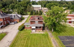 1660 Lincoln Way, White Oak, PA 15131