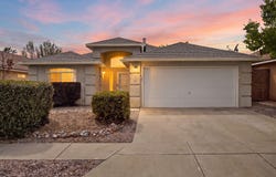 10259 Country Meadows Drive NW, Albuquerque, NM 87114