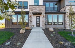 6397 N Birch Run Ln, Eagle, ID 83616