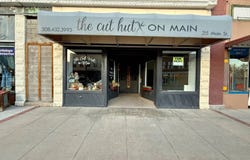 219 MAIN ST, Chadron, NE 69337