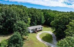 425 Pfeiffer Rd, Batesville, AR 72501