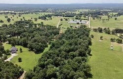 Waldron, AR 40324