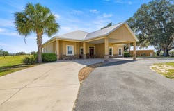 20551 SE 80th St, Morriston, FL 32668
