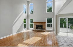 690 Summer Top Circle, St Louis, MO 63026
