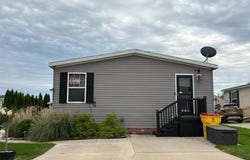 33062 Poplar Ct, New Haven, MI 48048