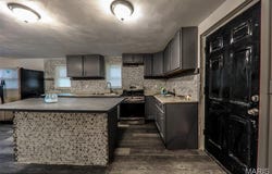 226 N 8th Street, Belleville, IL 62220