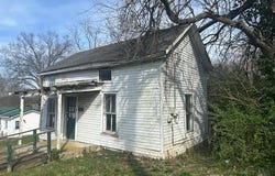 11 Spring Street, Winchester, KY 40391