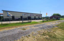 27085 LANKFORD HWY, CAPE CHARLES, VA 23310