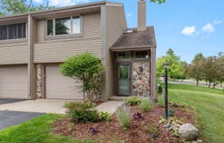 625 TAMARACK Drive, WEST BEND, WI 53095