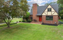 15 GRAVERS LANE, BLACKWOOD, NJ 08012