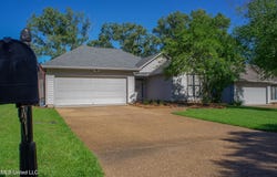 414 Spike Ridge, Canton, MS 39046