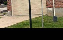 6587 Dolphin Cir, Florissant, MO 63033