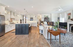 107 Chickadee Lane, South Kingstown, RI 02879