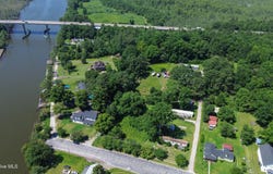 150 Hampton Road, Coinjock, NC 27923