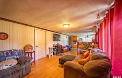 1425 N VAUGHN Avenue, West Peoria, IL 61604