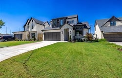 4958 S Boston Place, Tulsa, OK 74105