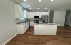 300 East Street, Smithfield, VA 23430