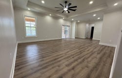 2020 Lawndale Dr, Tupelo, MS 38801