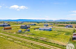 15 Laptop, Roberts, MT 59070