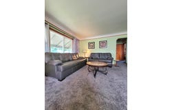 18047 Holland Avenue, Eastpointe, MI 48021