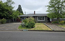1047 BAXTER St, Eugene, OR 97402