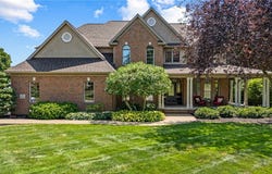 1718 Cedar Street, Louisville, OH 44641