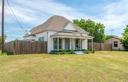 101 S Walnut Street, Petrolia, TX 76377