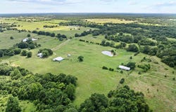 1186 County Road 2210, Ivanhoe, TX 75447