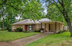4596 CROSSOVER Ln, Memphis, TN 38117