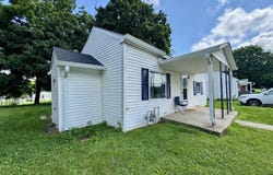 306 W North Street, Crawfordsville, IN 47933