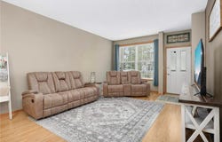 5220 Hummingbird Lane, Farmington, MN 55024