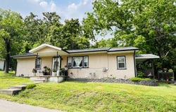 720 Highland Street, Cabool, MO 65689