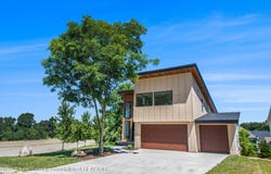 16925 Willowbrook Drive, Haslett, MI 48840