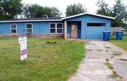 1500 E BOWIE ST, Beeville, TX 78102