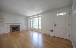 7481 Village Drive, Prairie Village, KS 66208