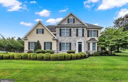 35 EMLYN LANE, MECHANICSBURG, PA 17055