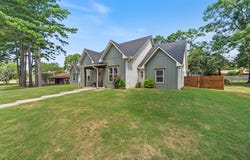 1008 RIVERIA DR, Grand Saline, TX 75140