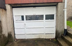 414 Argonne Dr, New Kensington, PA 15068