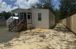 209 DAWN Avenue, Interlachen, FL 32148