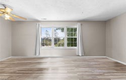 4777 Columbia Road unit: 201, North Olmsted, OH 44070